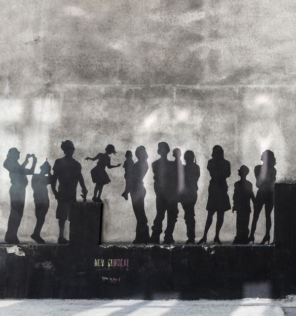 Photo by pawe%c5%82 czerwi%c5%84ski on unsplash shadow crowd